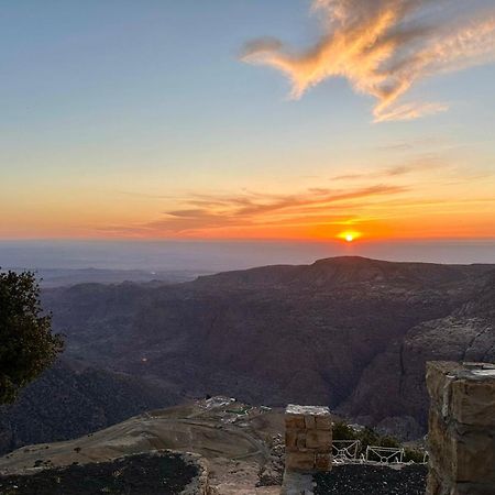 Jabal Dana Hotel - The Highest Hotel In Jordan Dış mekan fotoğraf